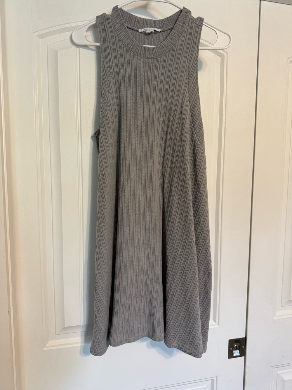 O’Neil Leslie Sleeveless Ribbed Swing Dress — Gray